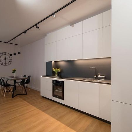 Villa Wenecja Apartament Albero Познан Екстериор снимка